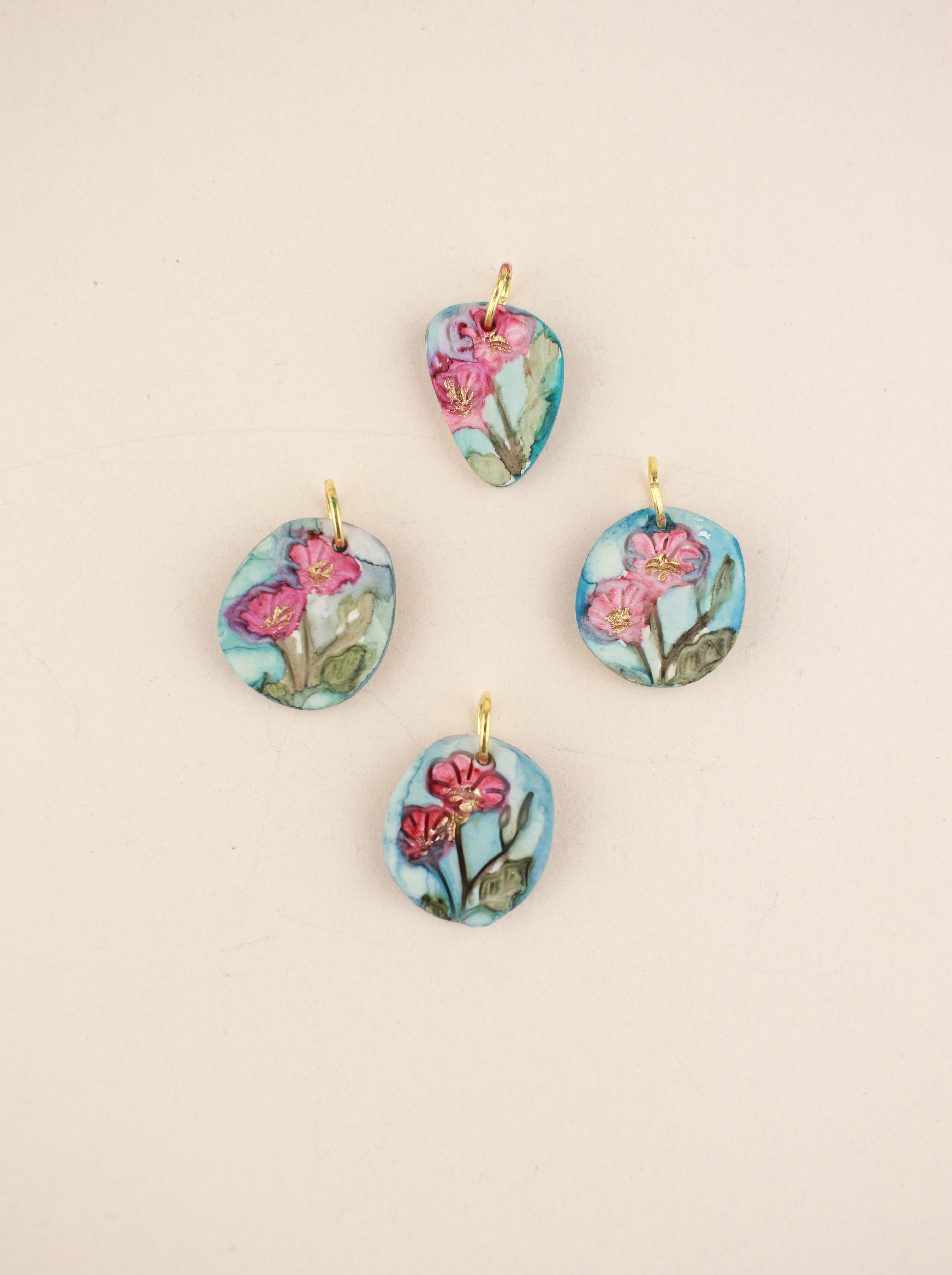 (Pre-order) October Cosmos Birth Flower Charm Necklace