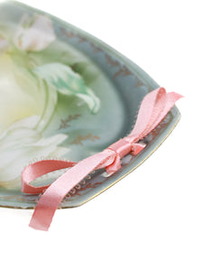 Dainty Tulip Decorative Plate