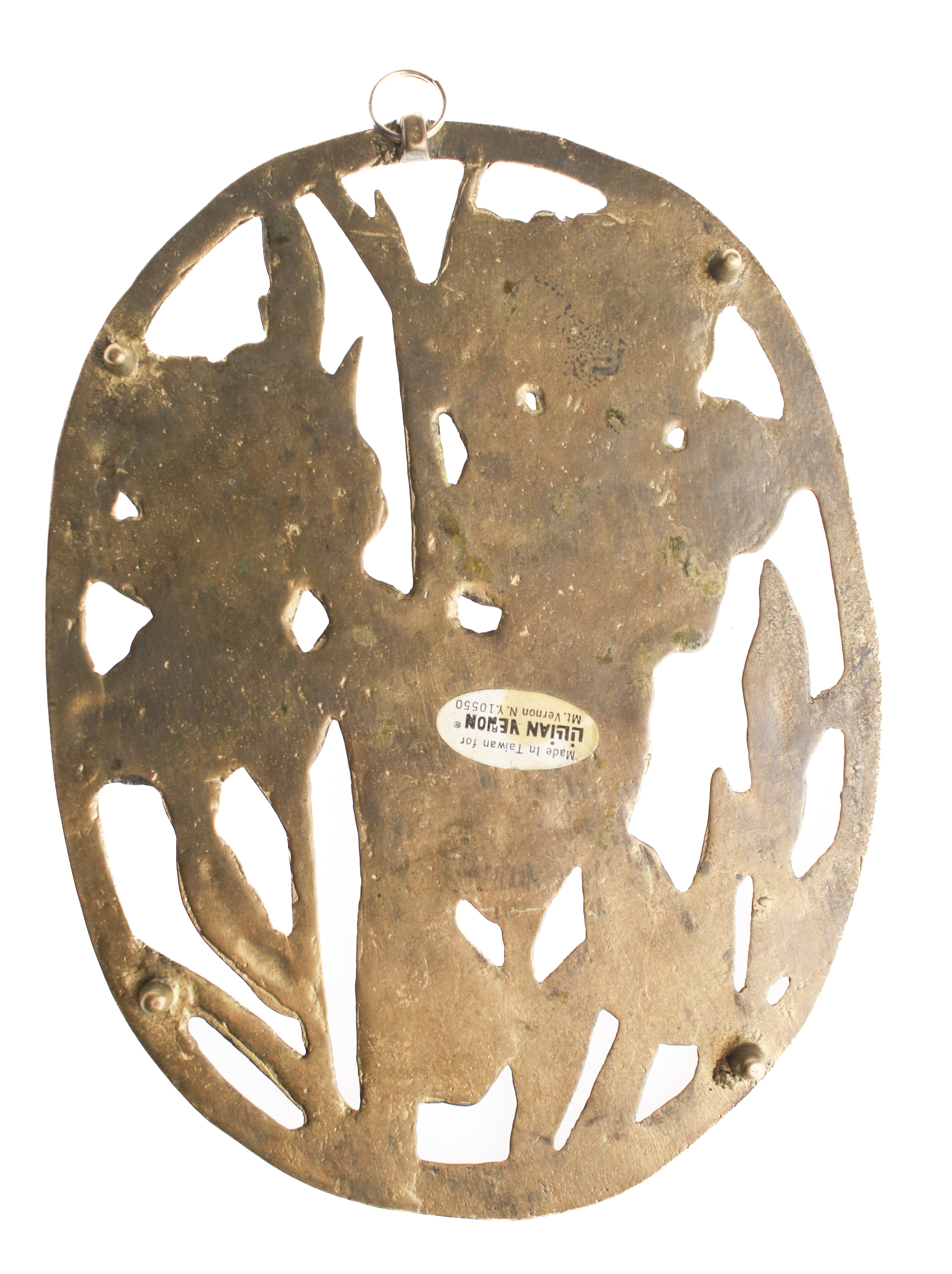 Iris Trivet