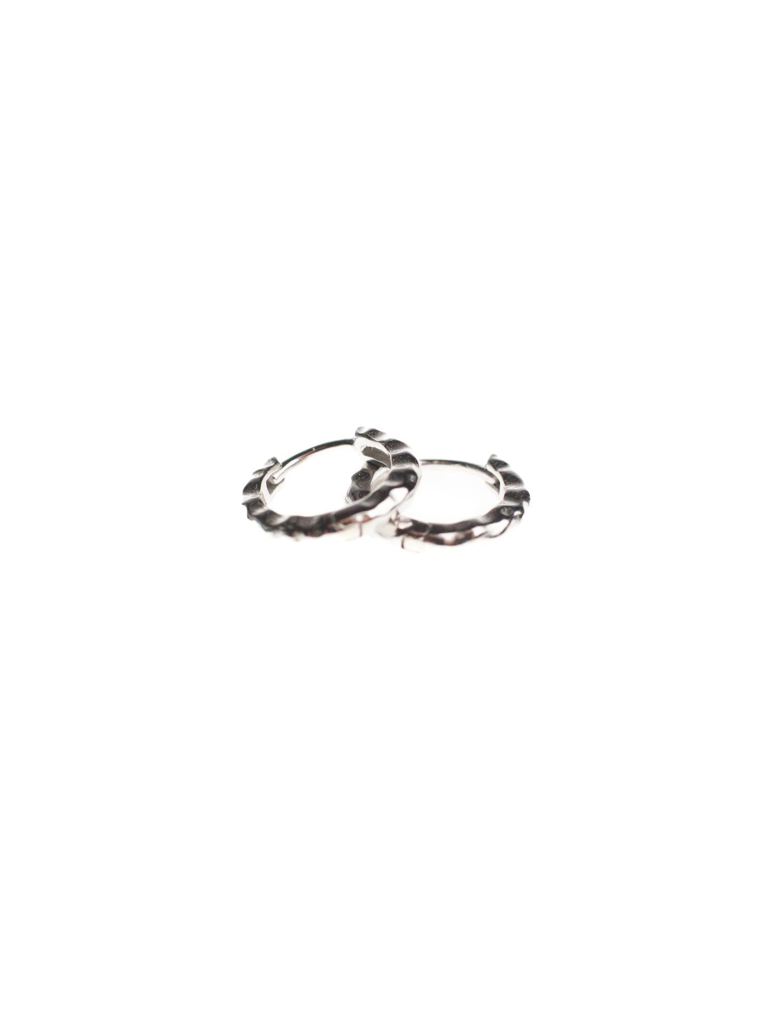 Adin Hammered Vermeil Hoops (Silver)