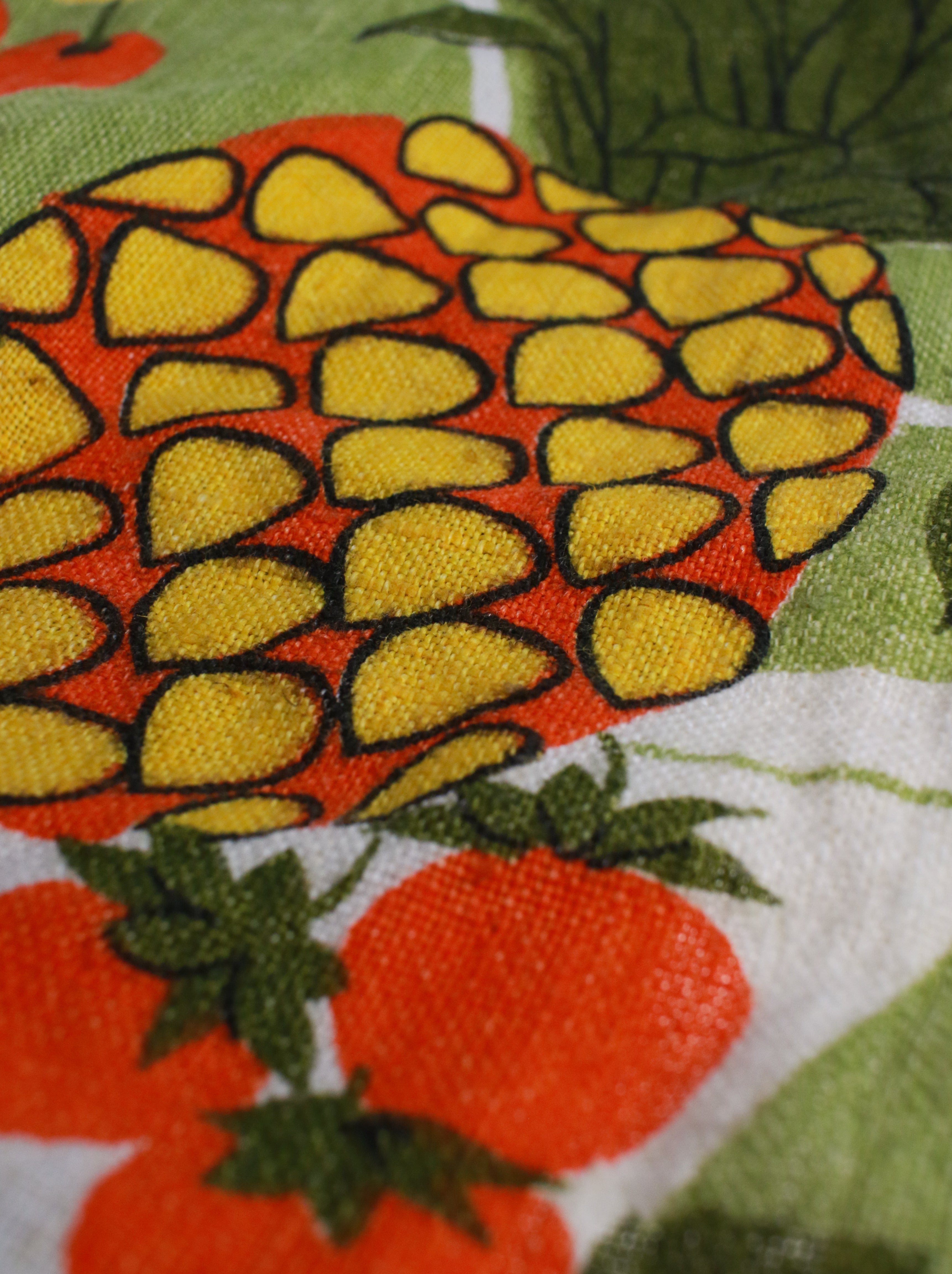 Pineapple Brady Bunch Tea Towel | Whit's Vintage Picks