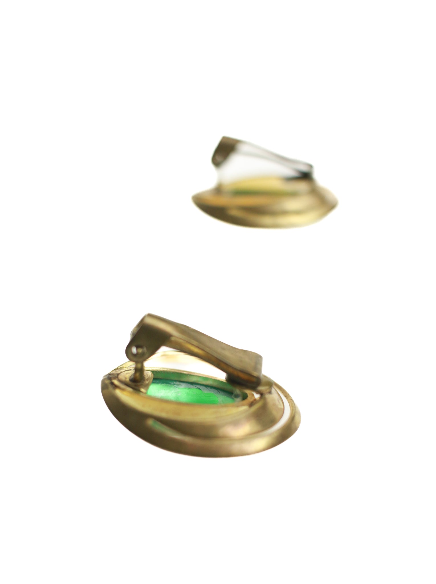 Green Eye Circular Clip-On Earring