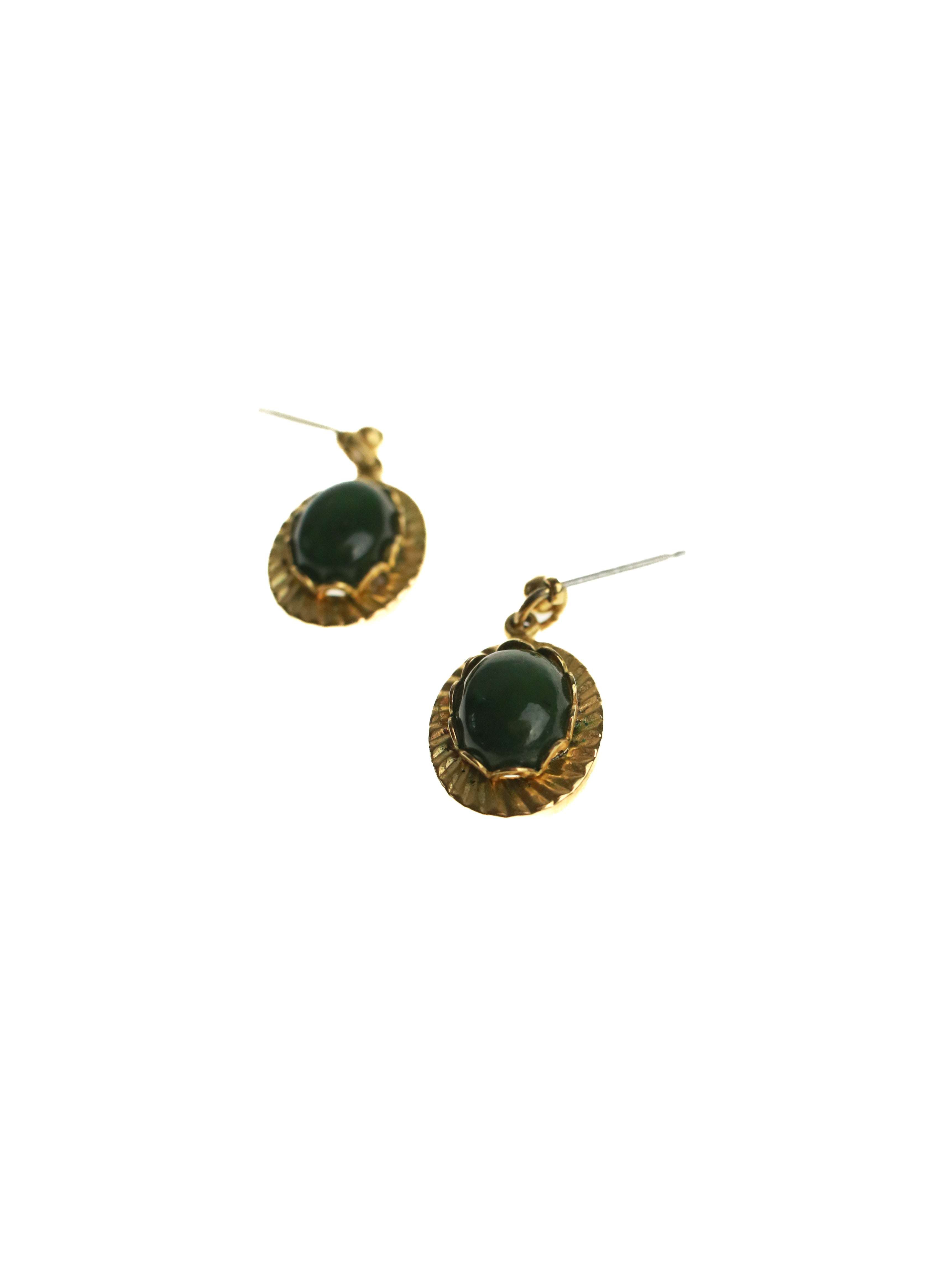 Elegance Drops | Whit's Vintage Picks