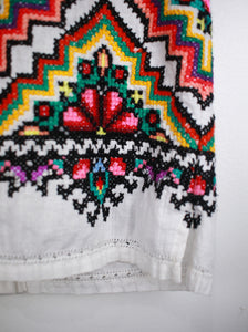 Embroidered Bonita Doily Blouse
