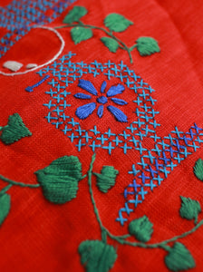 Embroidered Apron | Whit's Vintage Picks