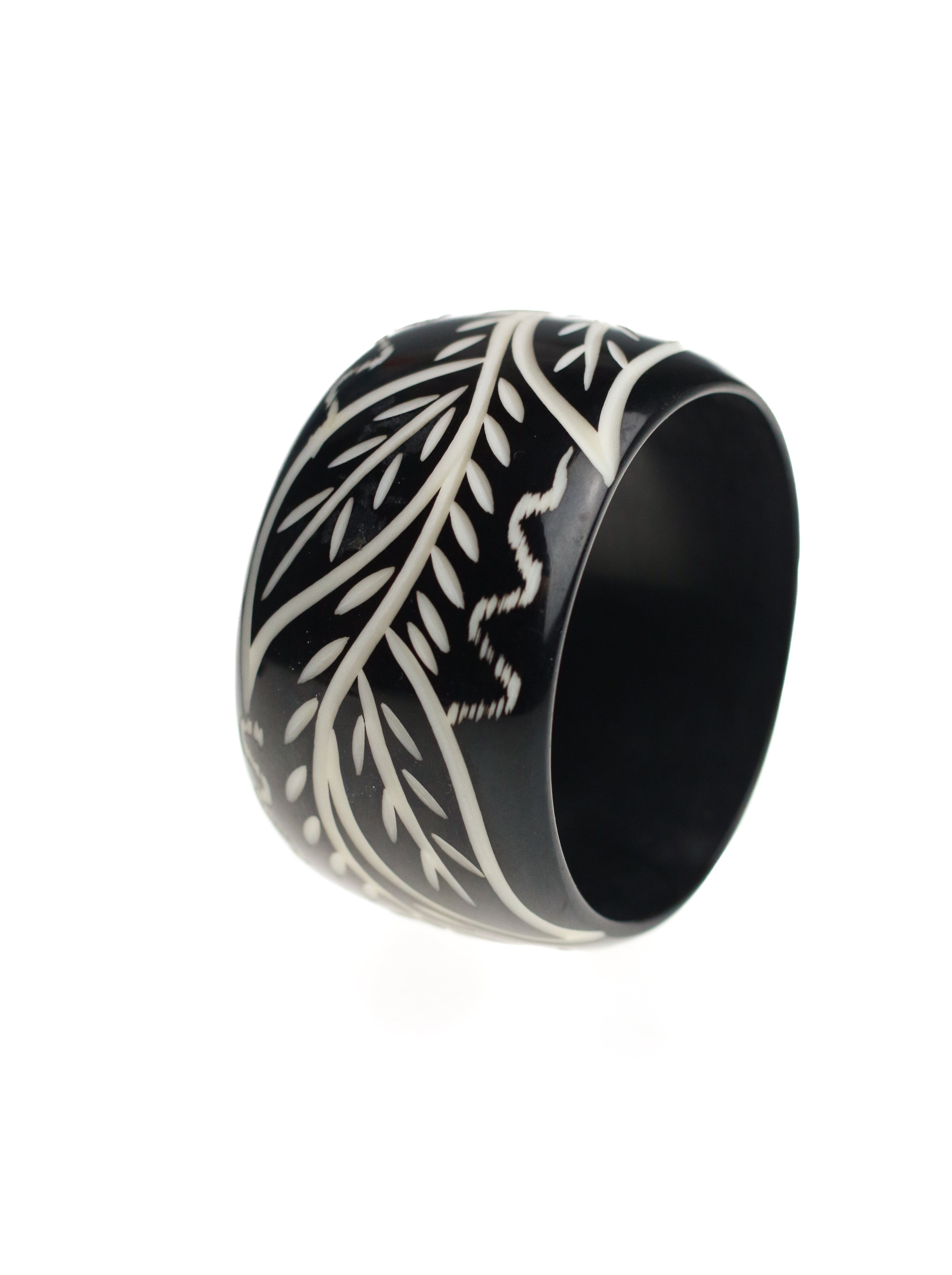 Etched Leaf Bangle